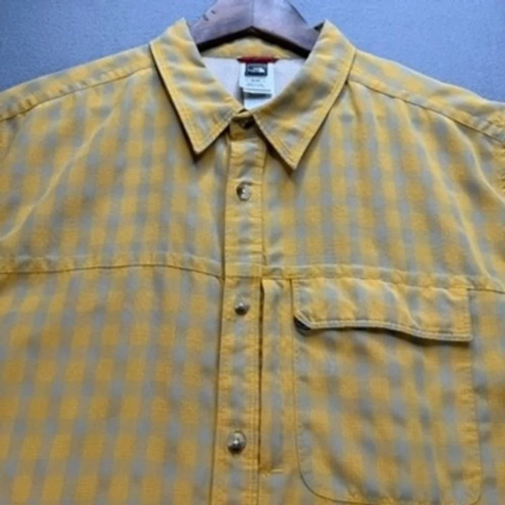 The North Face Button Down Mens XL Yellow Gingham AH6S Short Sleeve Hiking Shirt